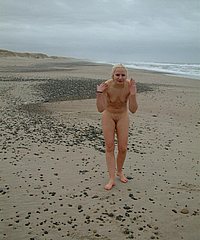 Beach Babes Flashing